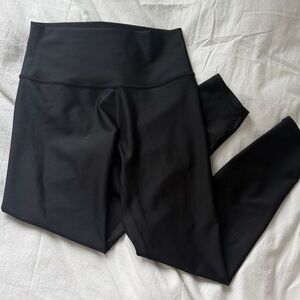 ALO Yoga High-Waist Airlift leggings